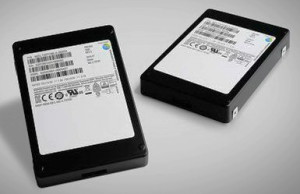 2,5-ДЮЙМОВЫЙ SSD ОБЪЁМОМ 32 Тб от SAMSUNG